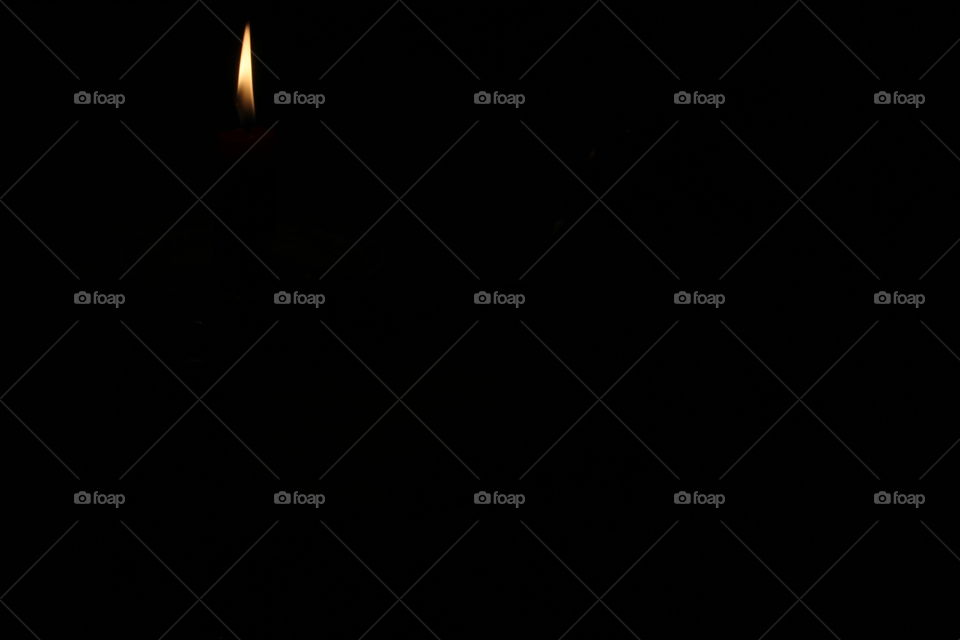 light. light from candle