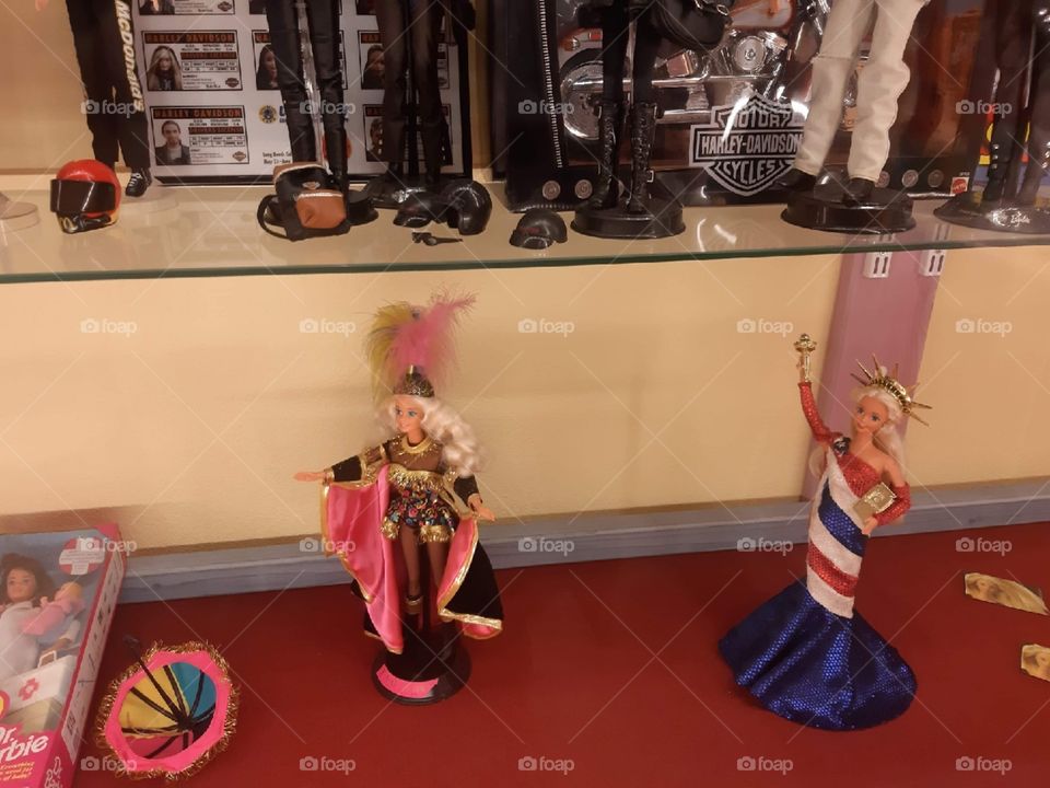 The magic world of dolls