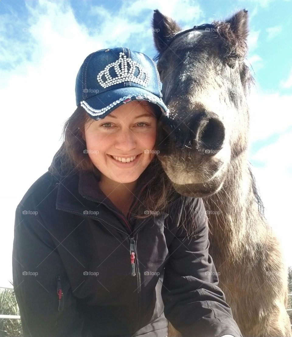 Popfizzy Tiara Hat with Horse.