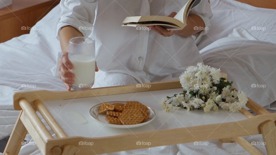 Reading in the bed