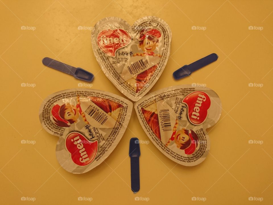 fineti hearts 💕 3 sweet chicolate