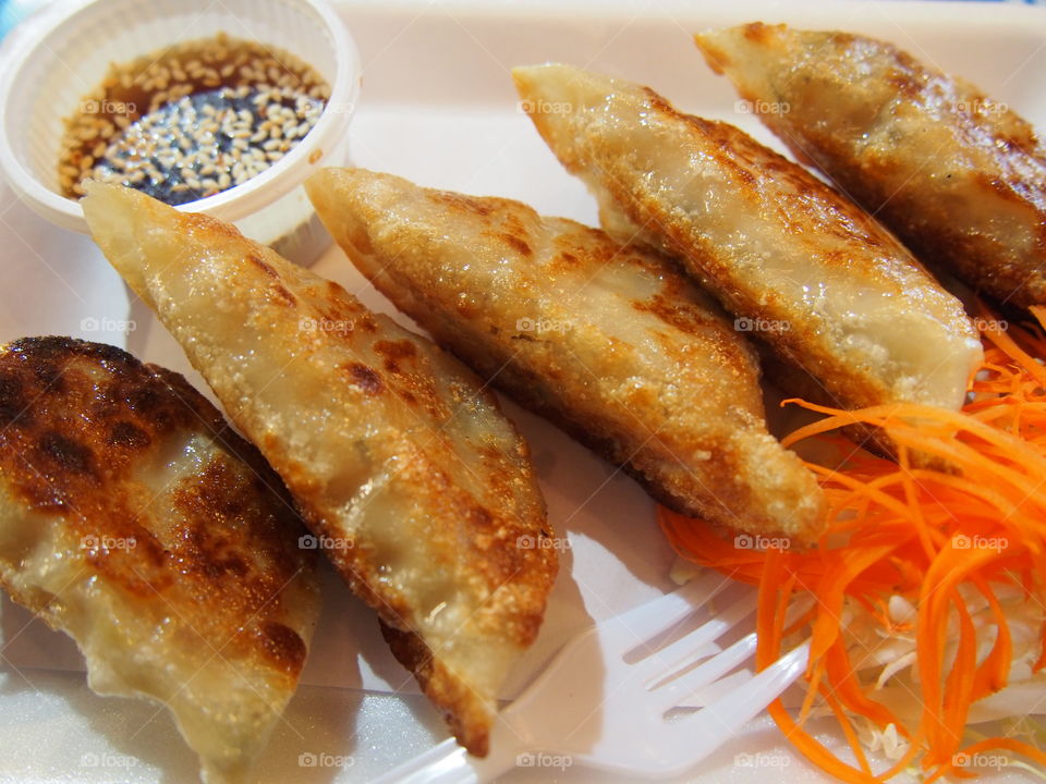 gyoza