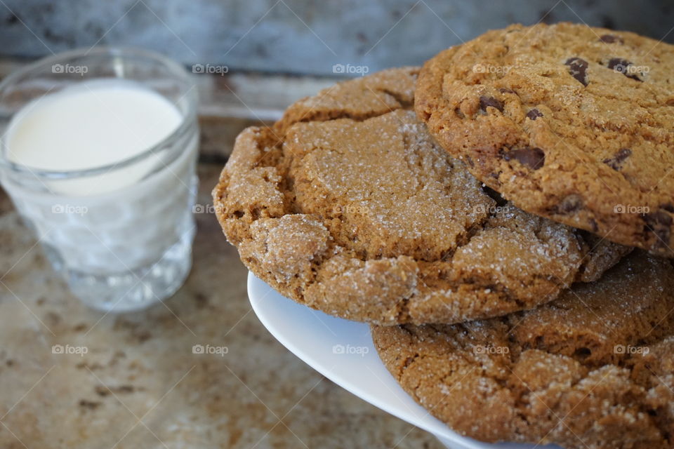 Milk and cookies 