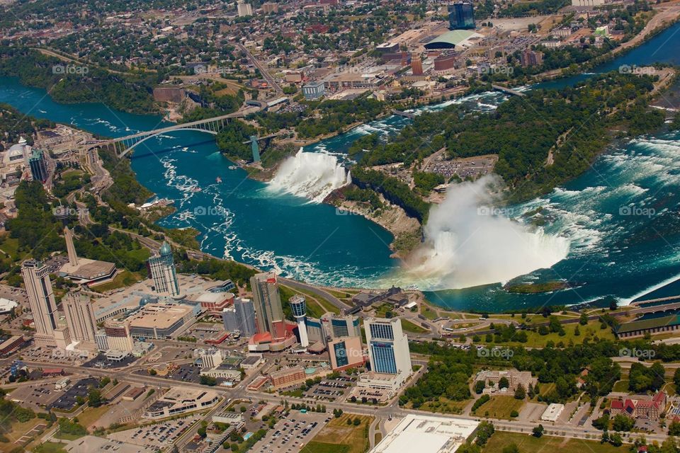 Niagara Falls from a plane 