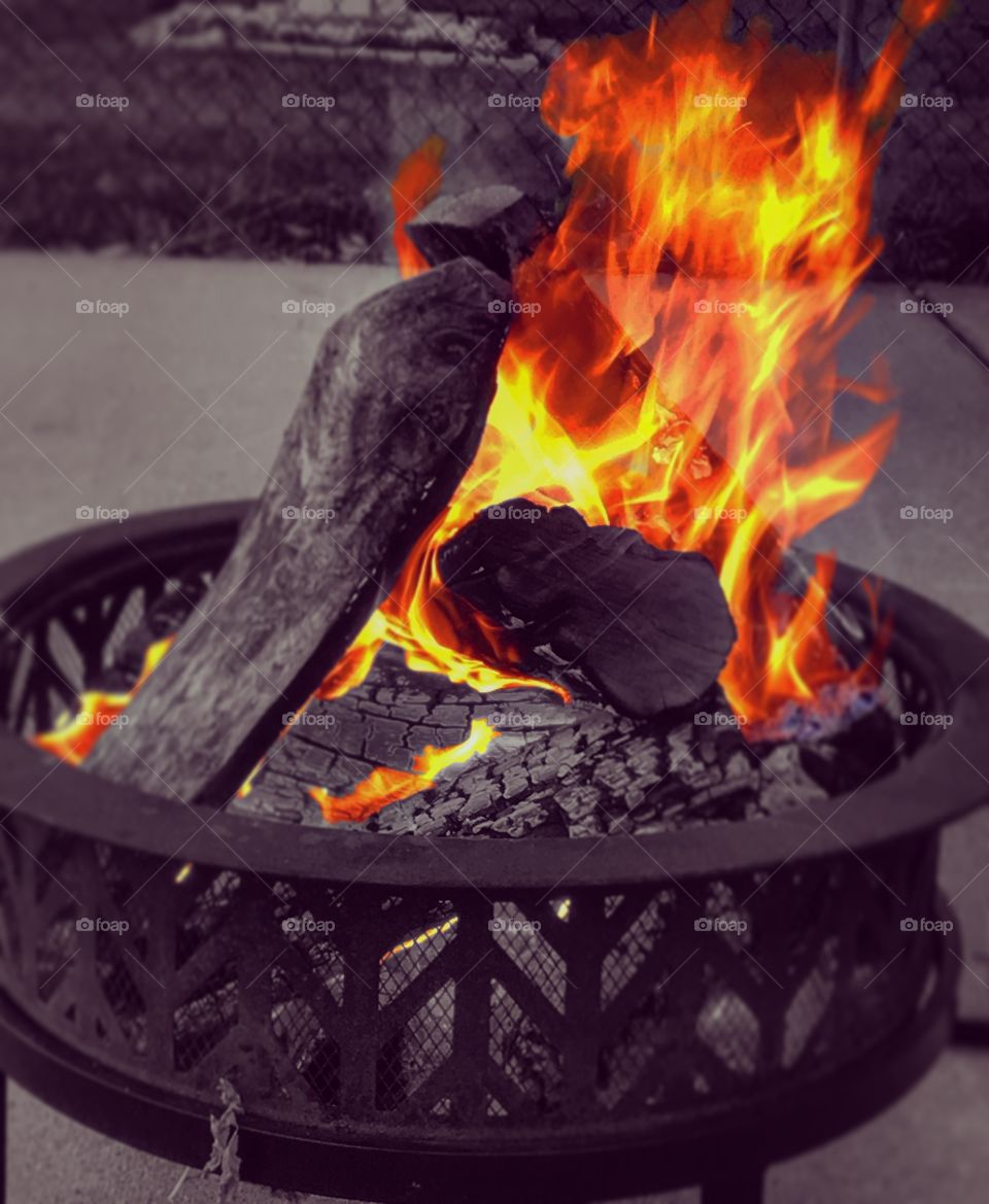 Fire pit 