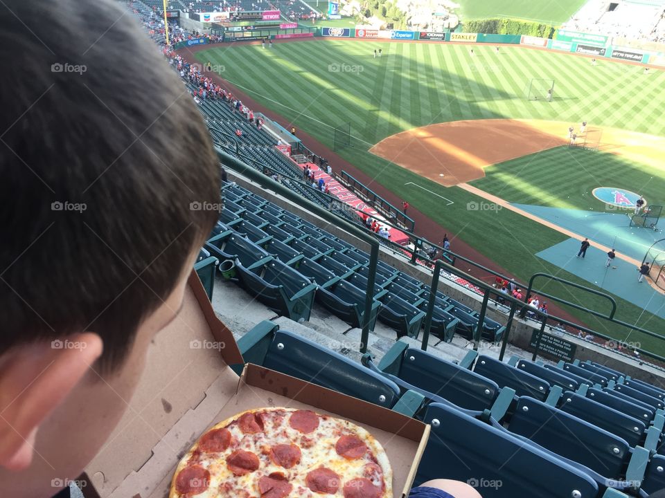 angels stadium pizza
