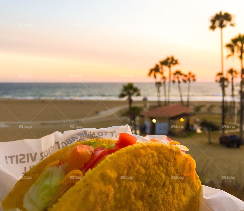 Taco by the ocean 