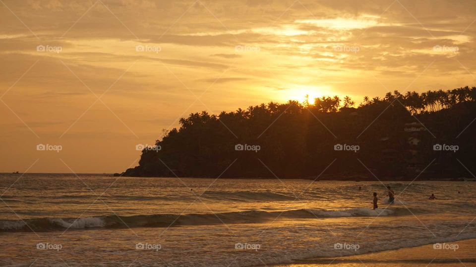 Sri Lankans beach golden  sunset