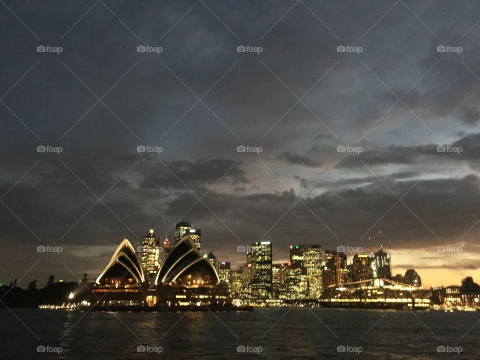 Sydney by night
