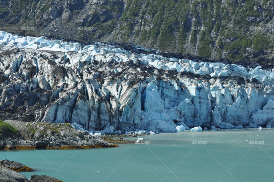 Hiking along the glaciers