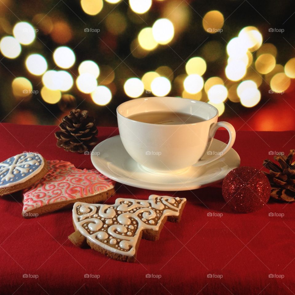 Cup of tea with cookies 