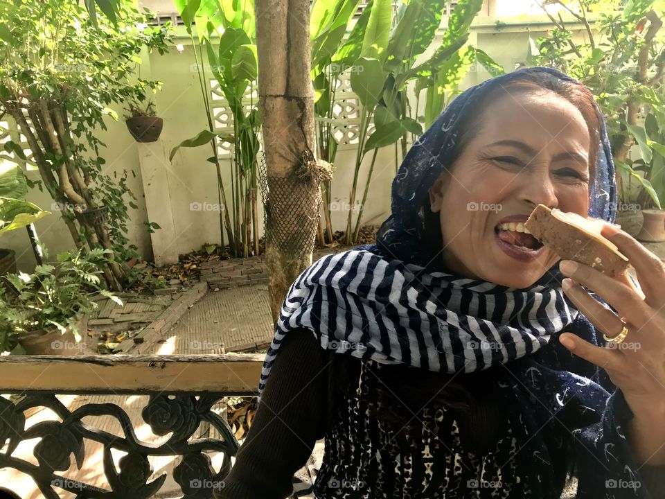 Delicious breakfast makes my mother happy that much