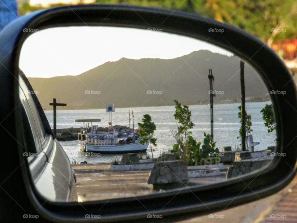 objects in mirror are closer than they appear