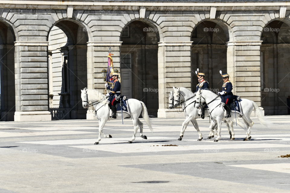 Marzo 2018, Cambio solemne de la guardia del palacio real, Madrid, España-March 2018, solemn change of the guard of the royal palace, Madrid, Spain