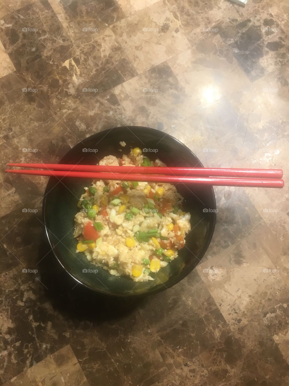 Cauliflower chicken “fried rice”