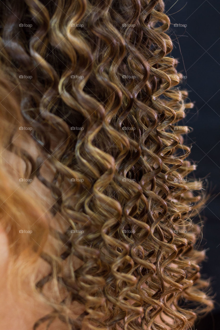 Hairdressing Tong Curls 