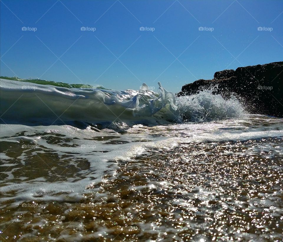 Playful waves in Santa Cruz