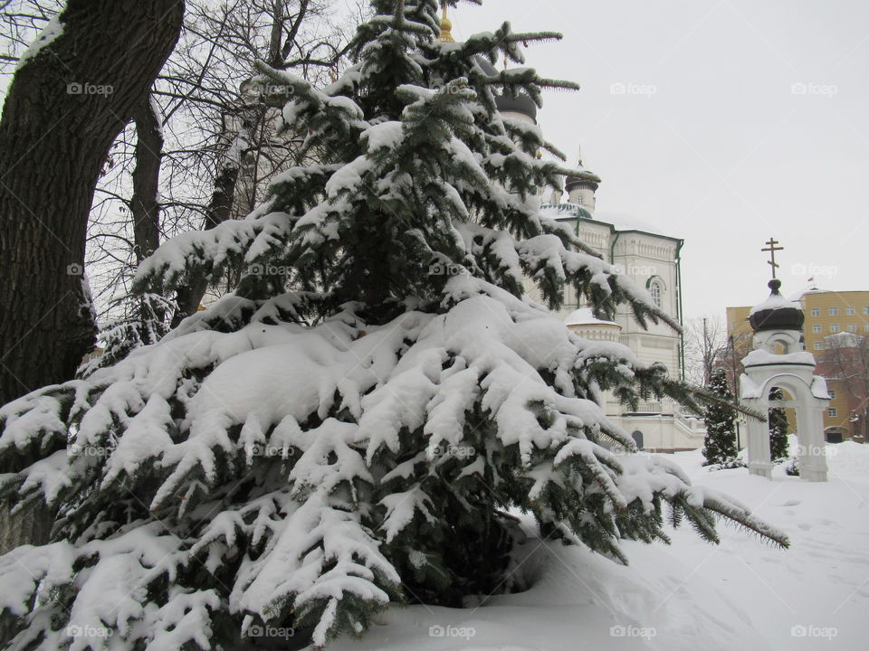 a lot of snow in winter in Russia