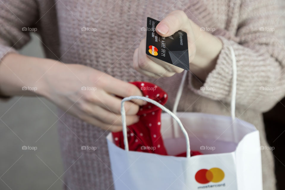 payment by card