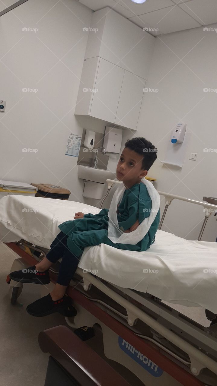 I need your support guys, I'm very, very poor, poor