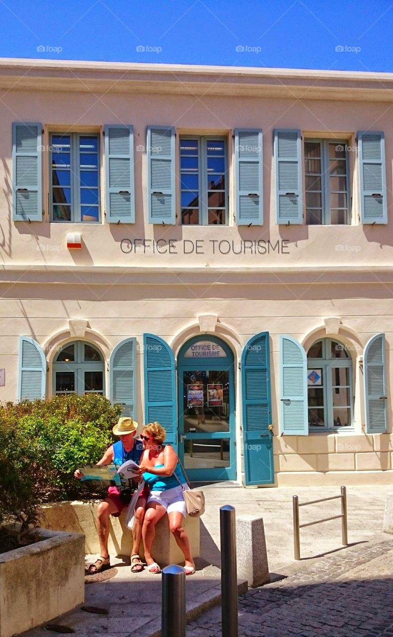 tourist office. tourist office