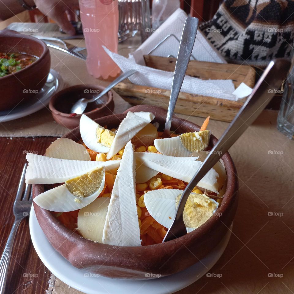 Ensalada de queso de cabra