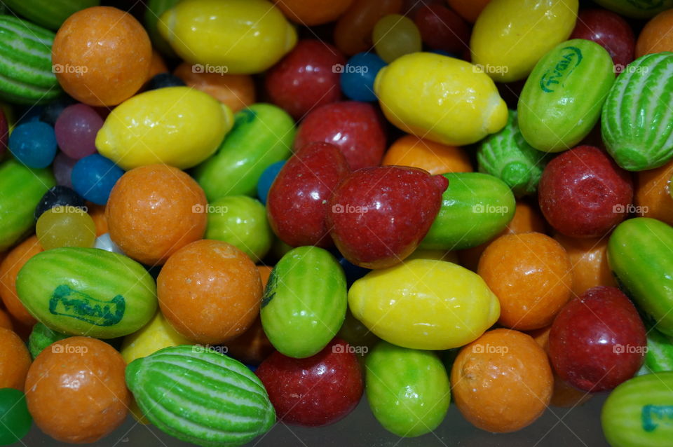 Caramelos de frutas de colores