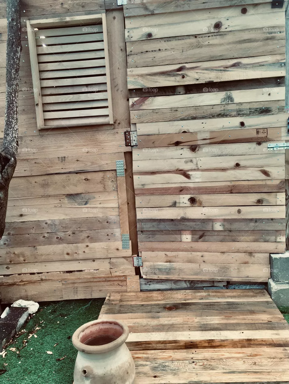 Eli Barde cabin 