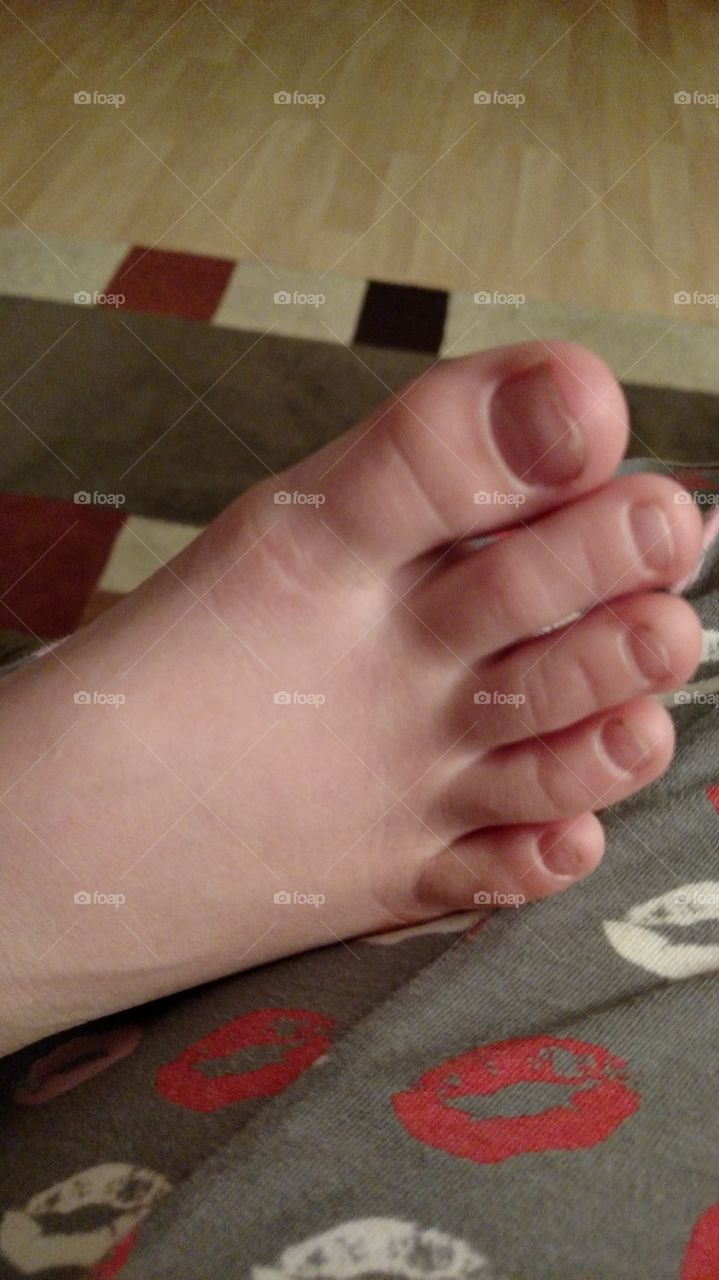 baby toes