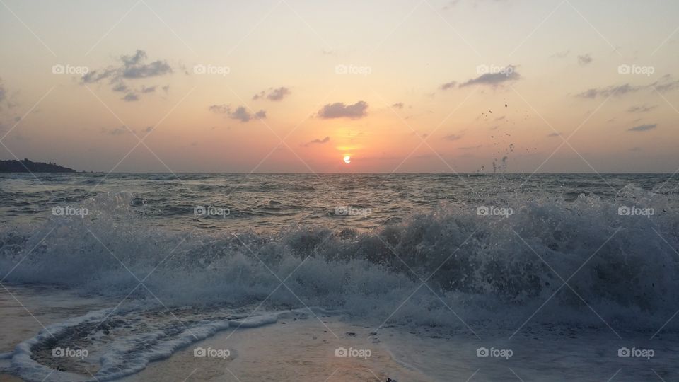 Big waves during sunrise