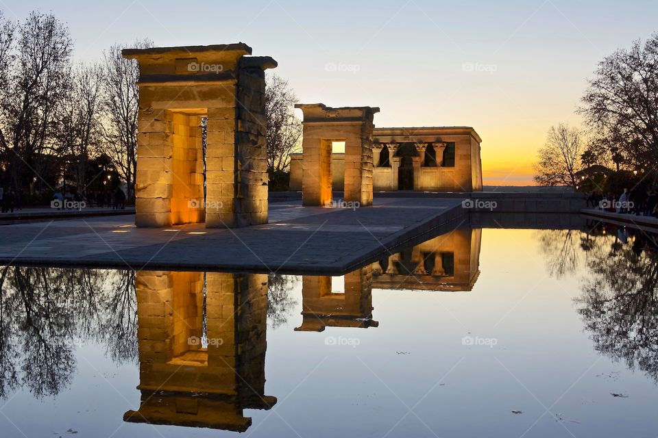 The stunning Templo de Debod in Madrid, Spain 