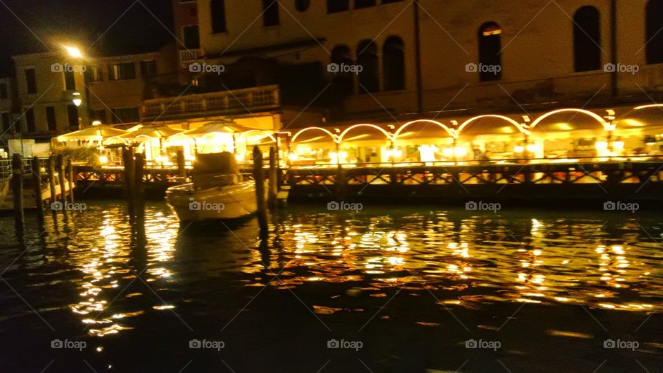 Romantic Riverside. Venetian