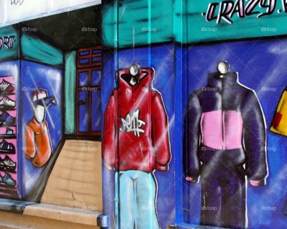 The illusion of a shop