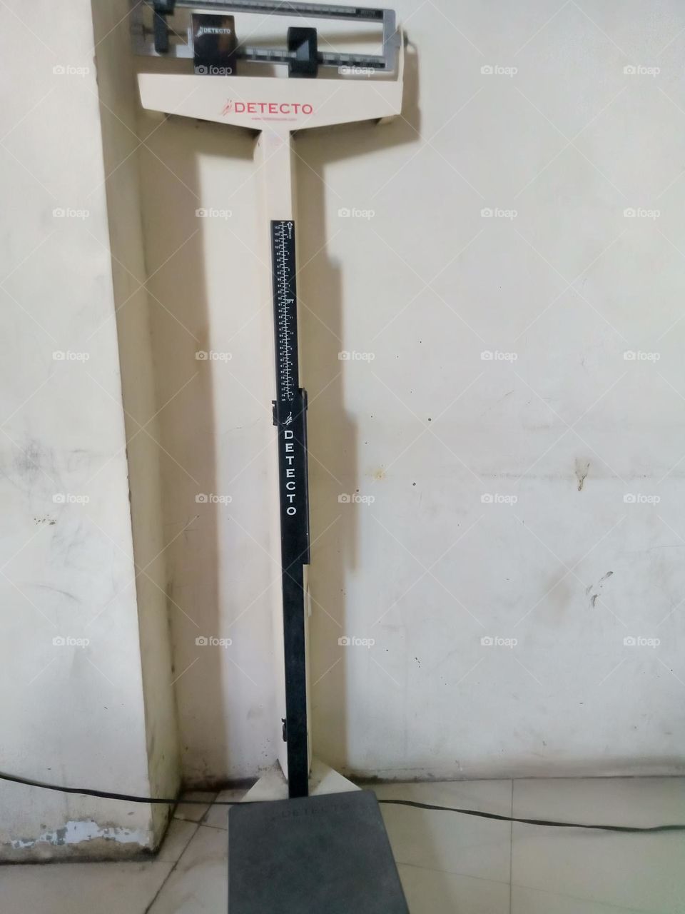 OLD BUT GOLD WEIGHING SCALE