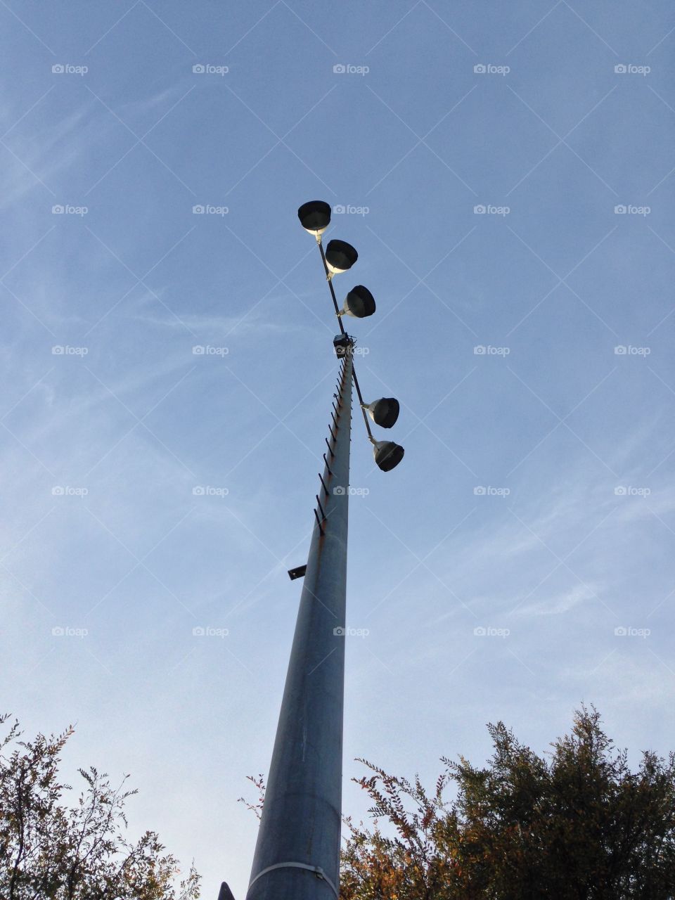 Pole

Published by:
HappyBrownMonkey 