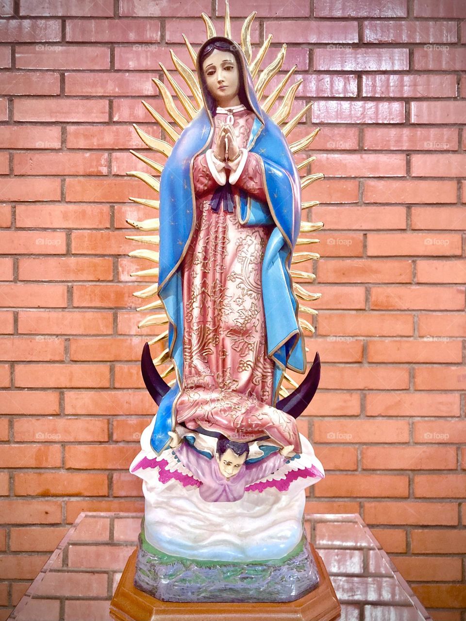 🙏 🇪🇸 Oh Maria, ruega por nosotros que recurrimos a ti.  Amén.  🇧🇷 Ó Maria, Nossa Senhora, rogai por nós que recorremos a vós. Amém. / 🇺🇸 O Mary, pray for us that we turn to you.  Amen. / 🇮🇹 O Madonna, prega per noi che ci rivolgiamo a te. Amen. 