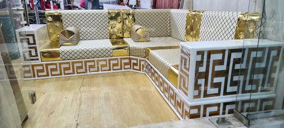 A very beautiful picture, and there is no better picture than it. There is no better picture of green herbs and colorful, red and white roses than it. Glory be to God, the natural and picturesque view, and there is no more