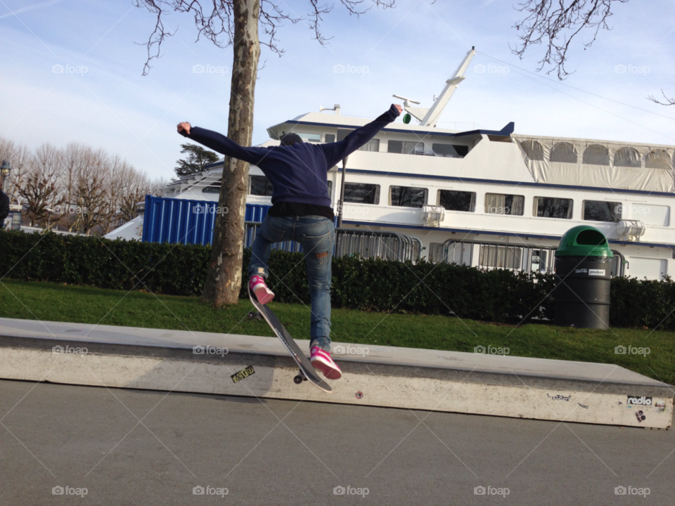 sport outdoors motion skateboard by Elina