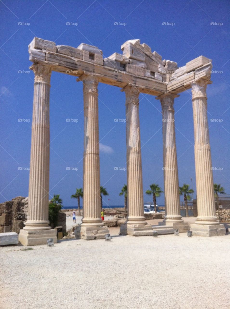 The temple of Apollon 