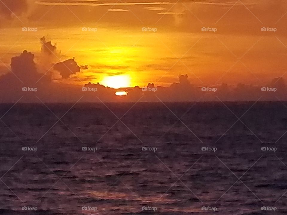sunset on the carival cruise ships sunshine