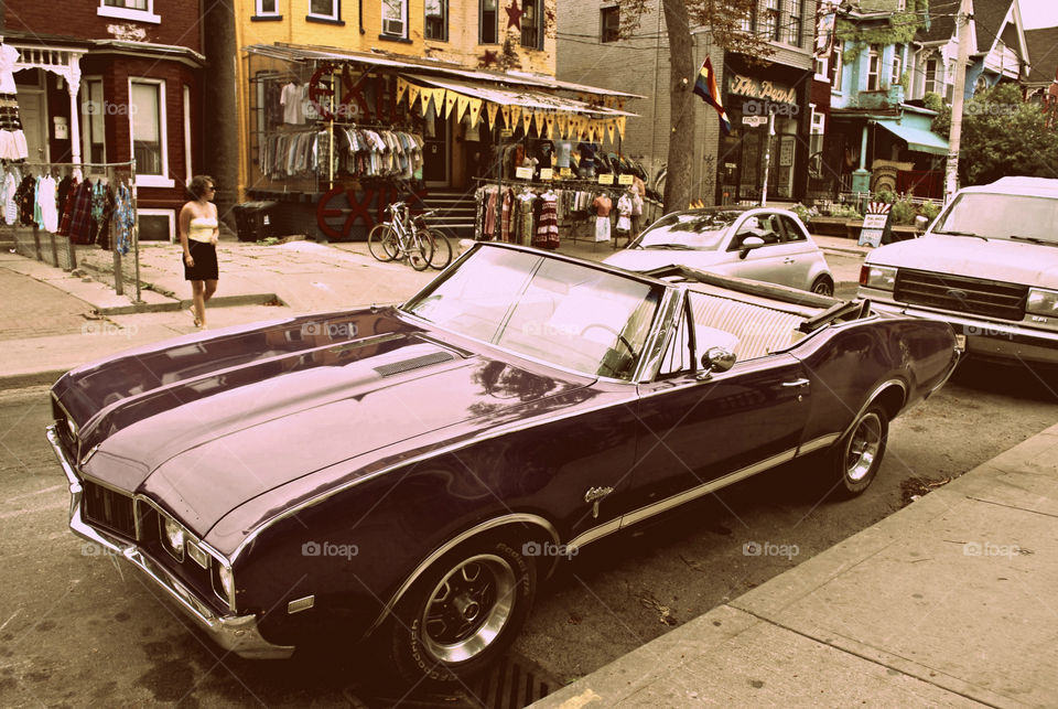 Sweet Vintage Car in Hippie Town