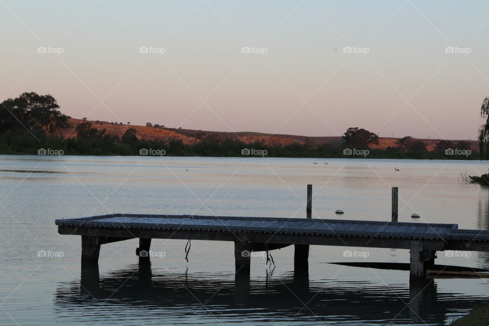 Sunset by the mighty Murray River