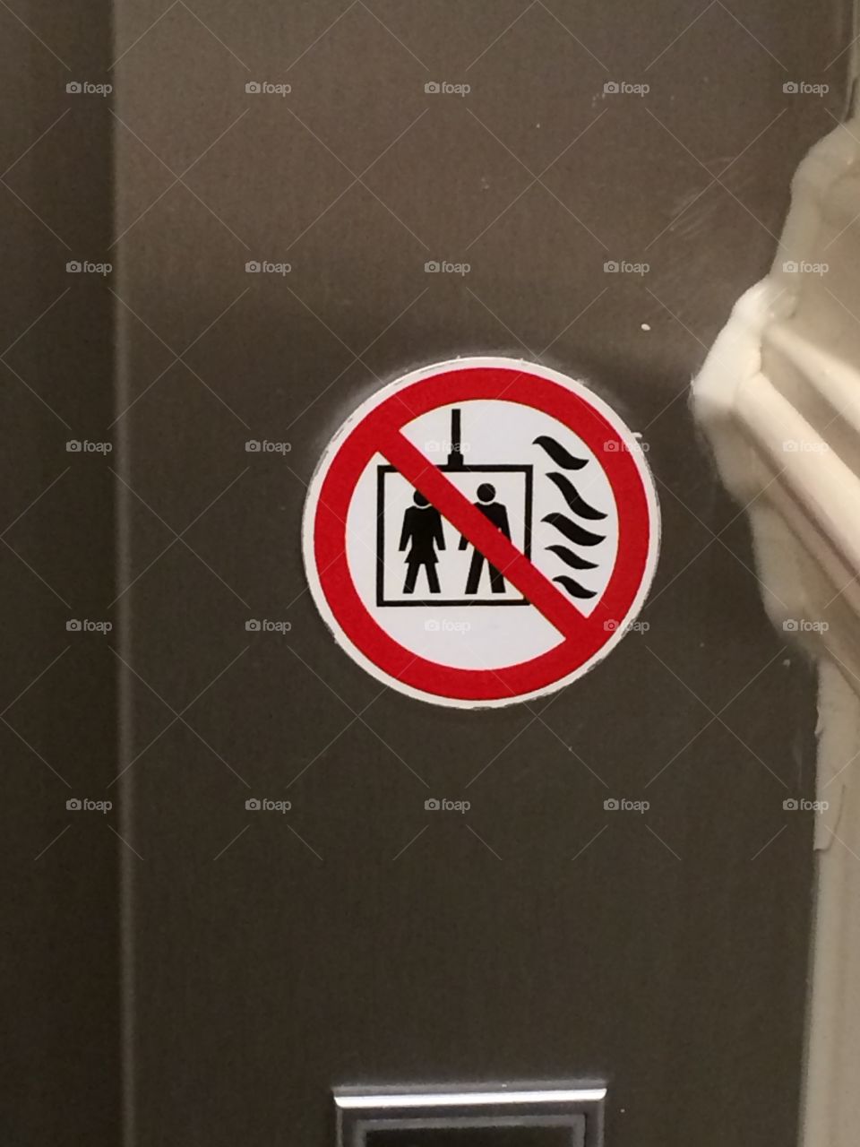 English Elevator Sign