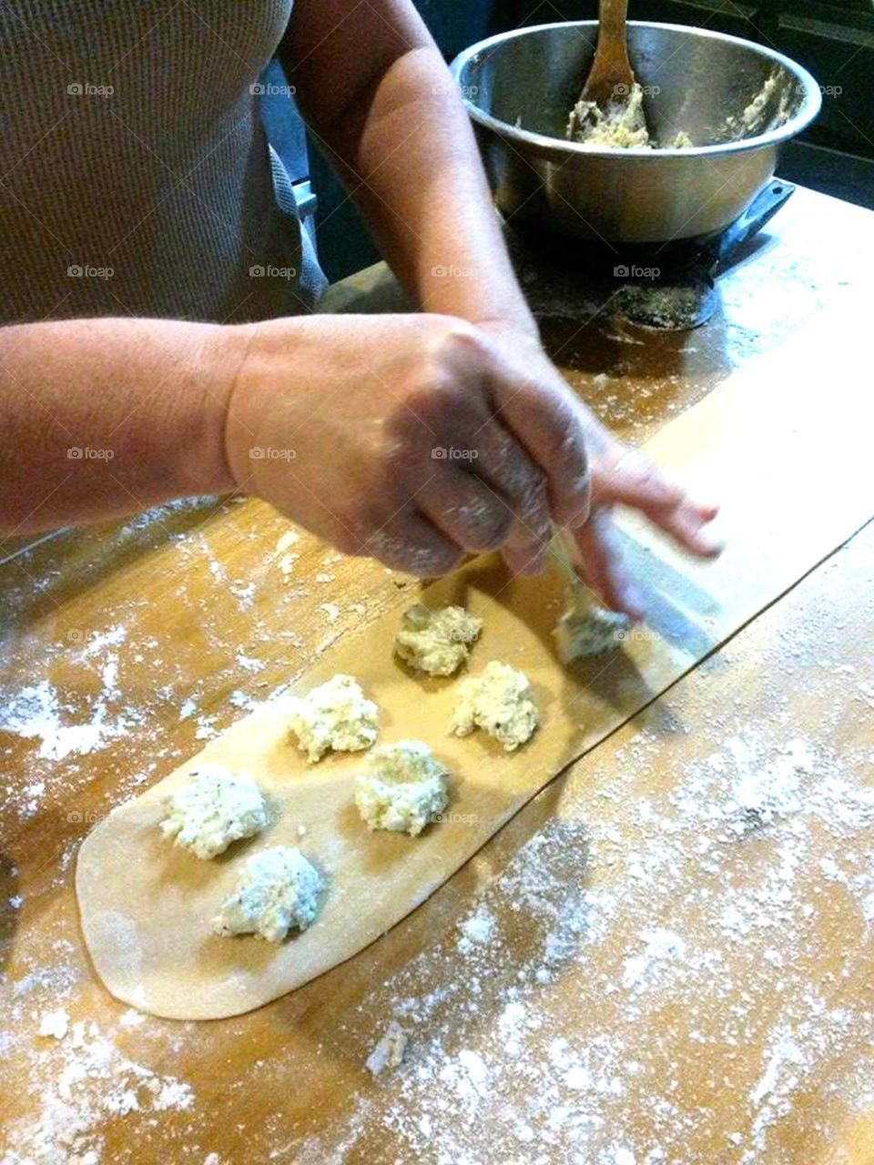 making homemade raviolis