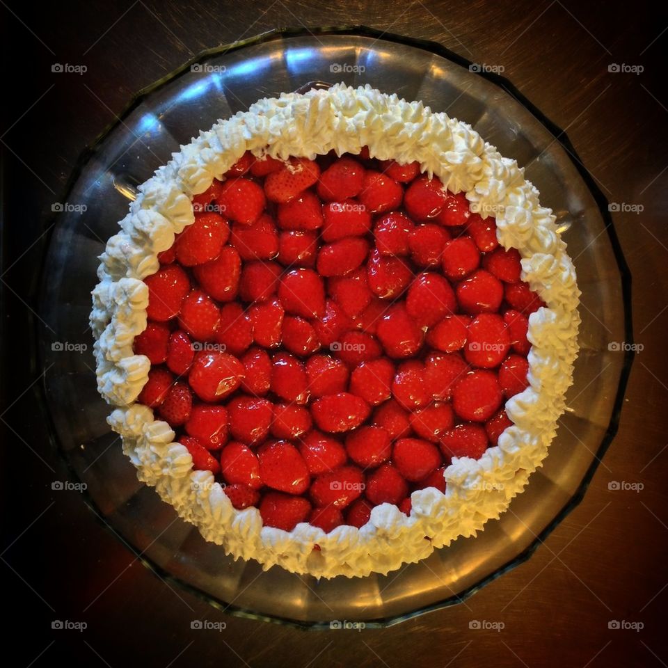 Strawberry cake