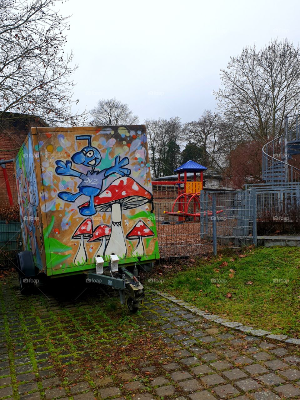 what colorful i gray day