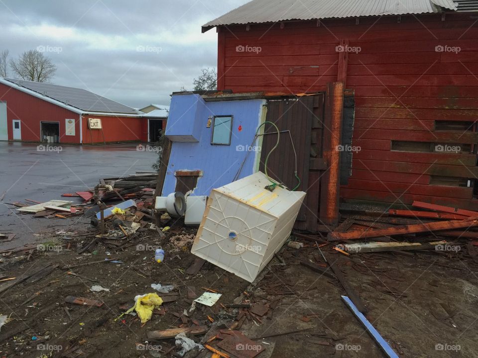 Deconstructed bathroom