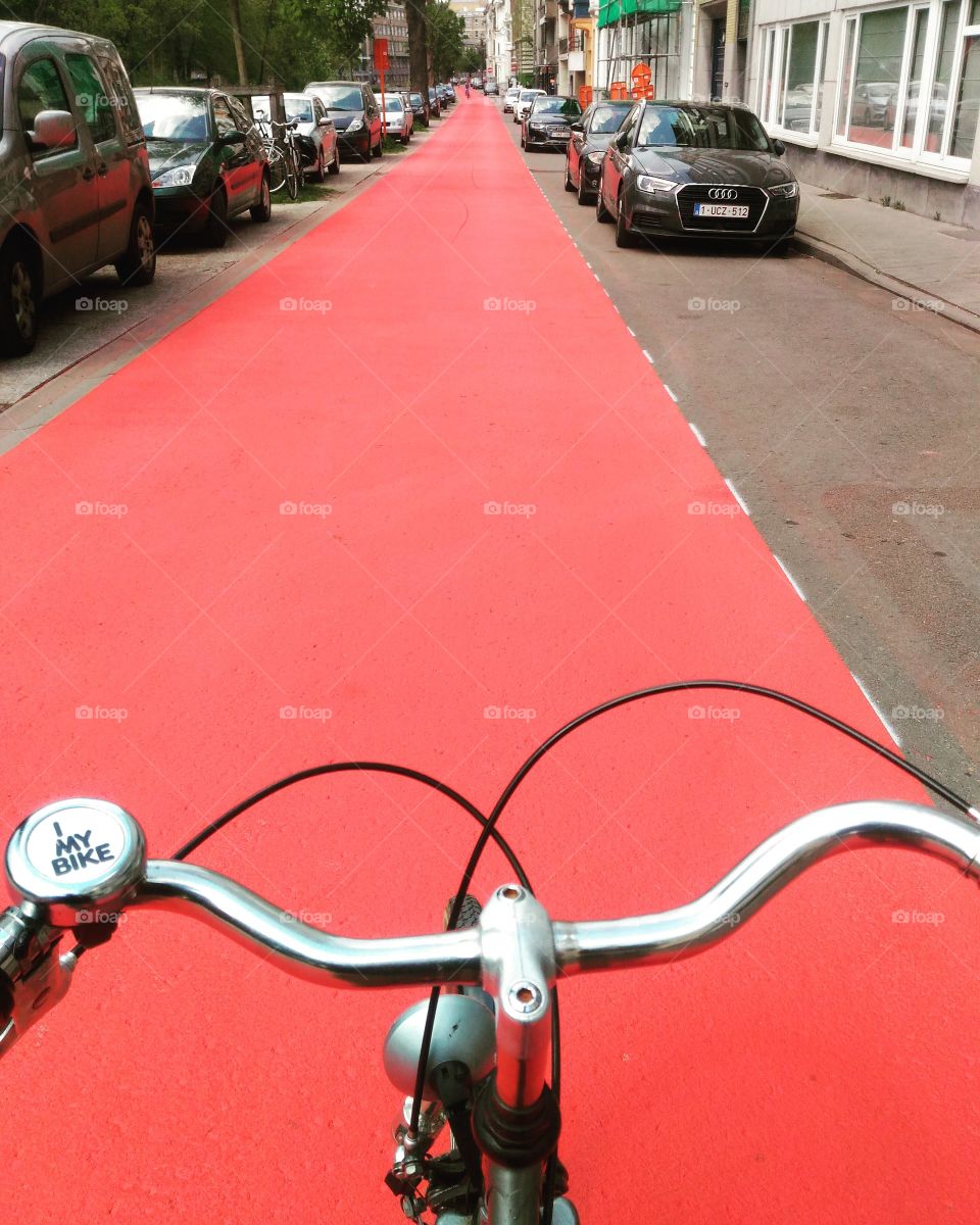 bike lane, red lane
