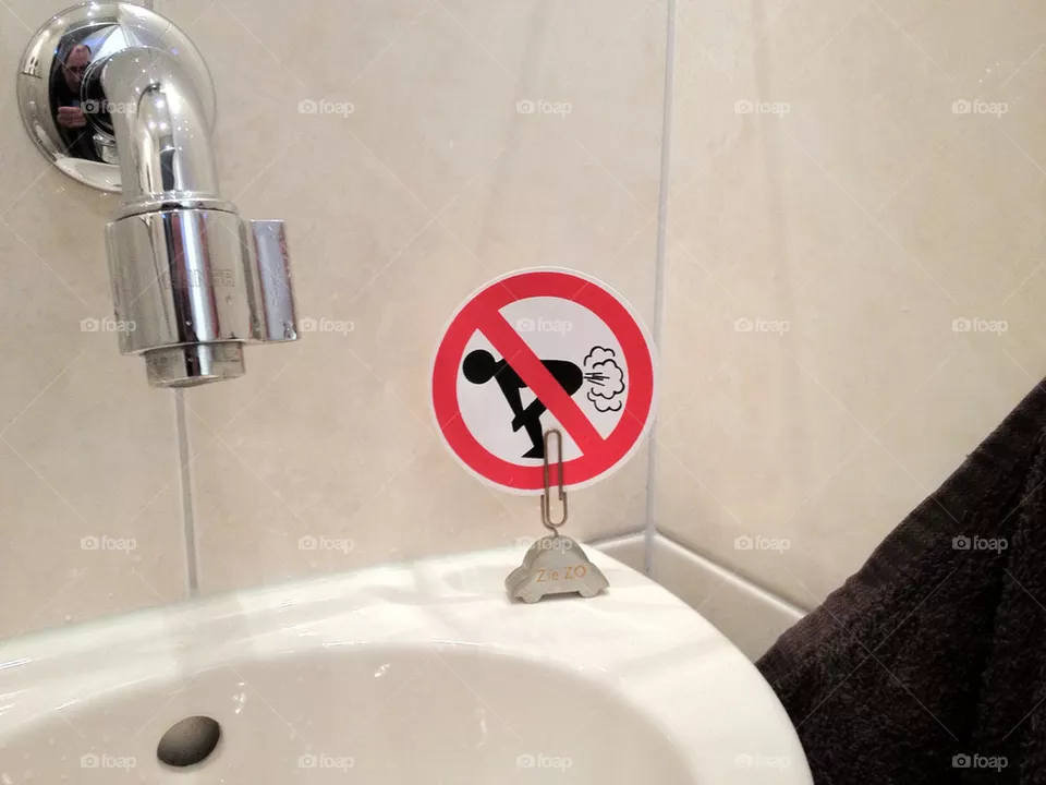 No farting!