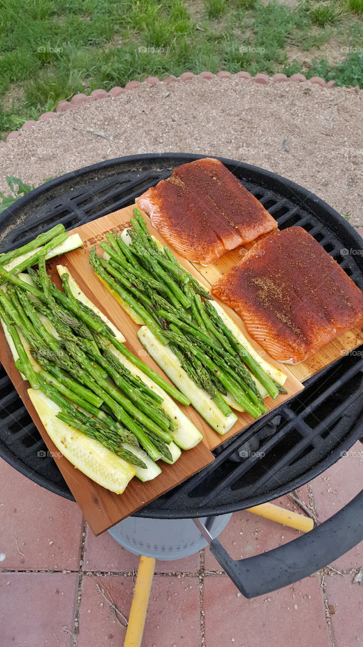 Salmon and Asparagus on the Grill